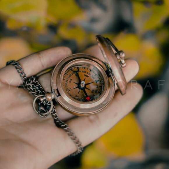 Handmade Brass Push Button Sundial Compass in Exquisite Wood Box A Timeless Gift - Picture 2 of 8